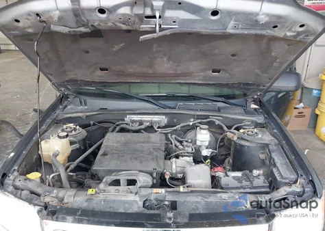 2012 Ford Escape Xlt z USA, uszkodzony, nr VIN 1FMCU9DG2CKB33926